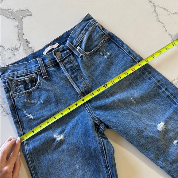 LEVIS Wedgie Straight 26 - Picture 15 of 15